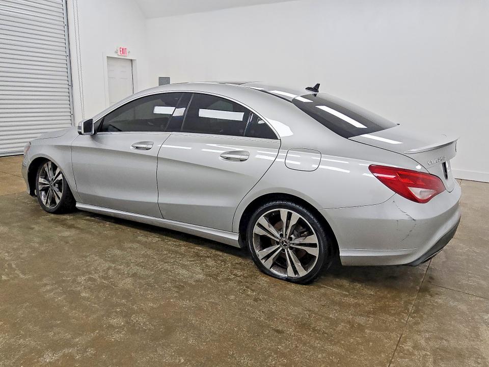 Photo 2 from auction – 2019 MERCEDES-BENZ CLA with VIN WDDSJ4EB9KN748474