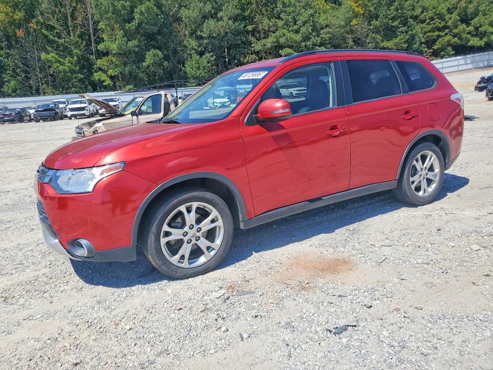 2015 MITSUBISHI OUTLANDER - Търг №68129886