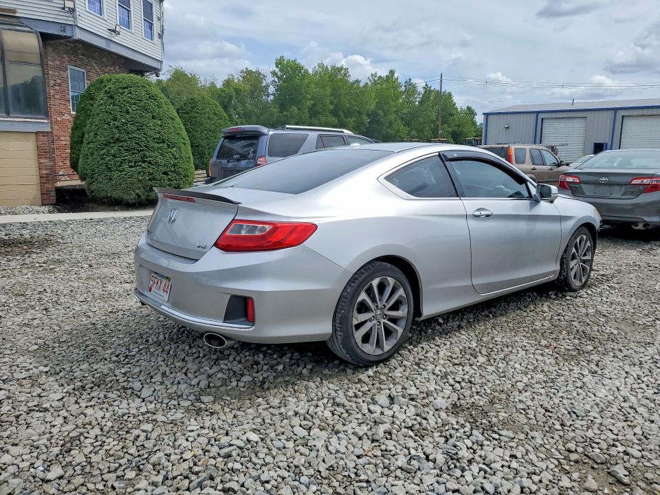 Foto 3 de la subasta – 2014 HONDA ACCORD con VIN 1HGCT2B81EA009229