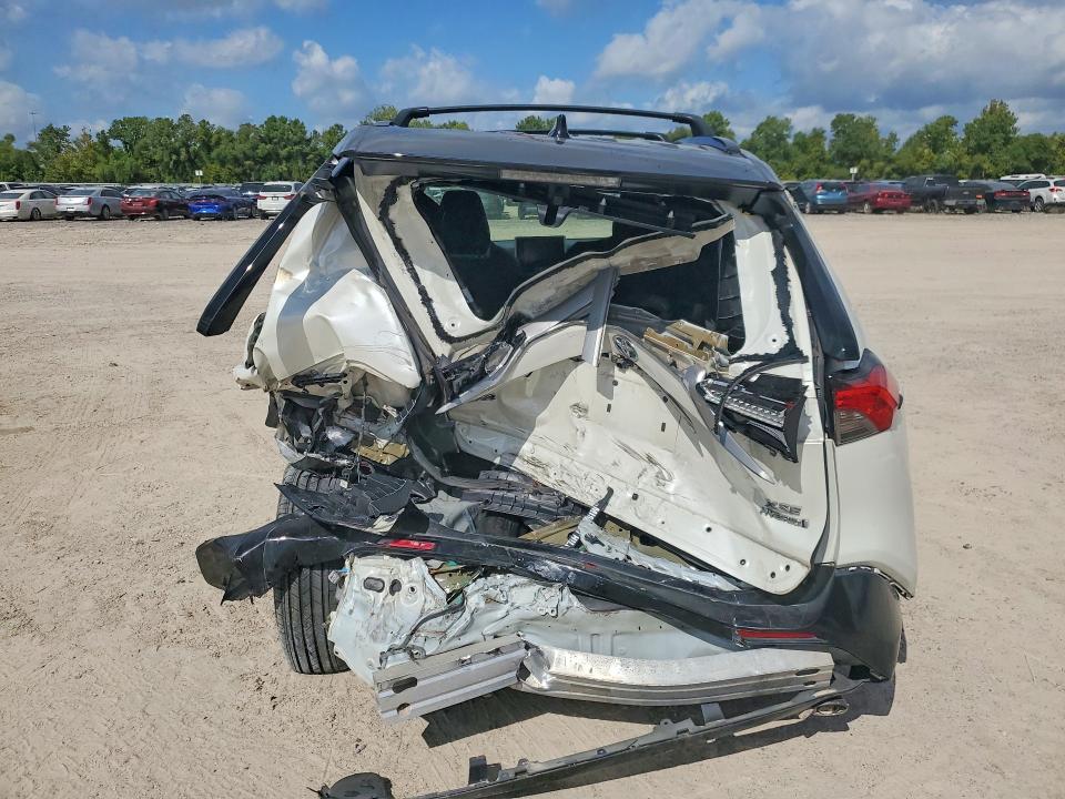Снимка 6 от търг – 2020 TOYOTA RAV4 с VIN 4T3EWRFV6LU008017