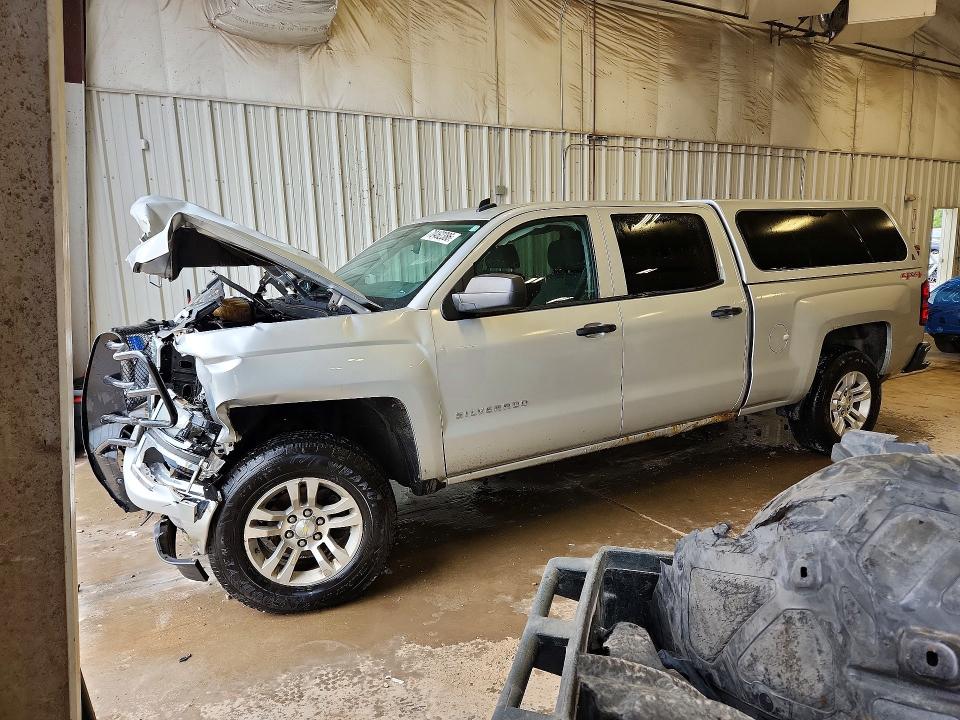 CHEVROLET SILVERADO 2014 with VIN 3GCUKREC7EG223075 - Photo from auction