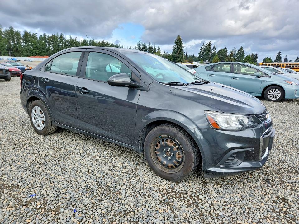 Photo 4 from auction – 2017 CHEVROLET SONIC with VIN 1G1JB5SG5H4163570