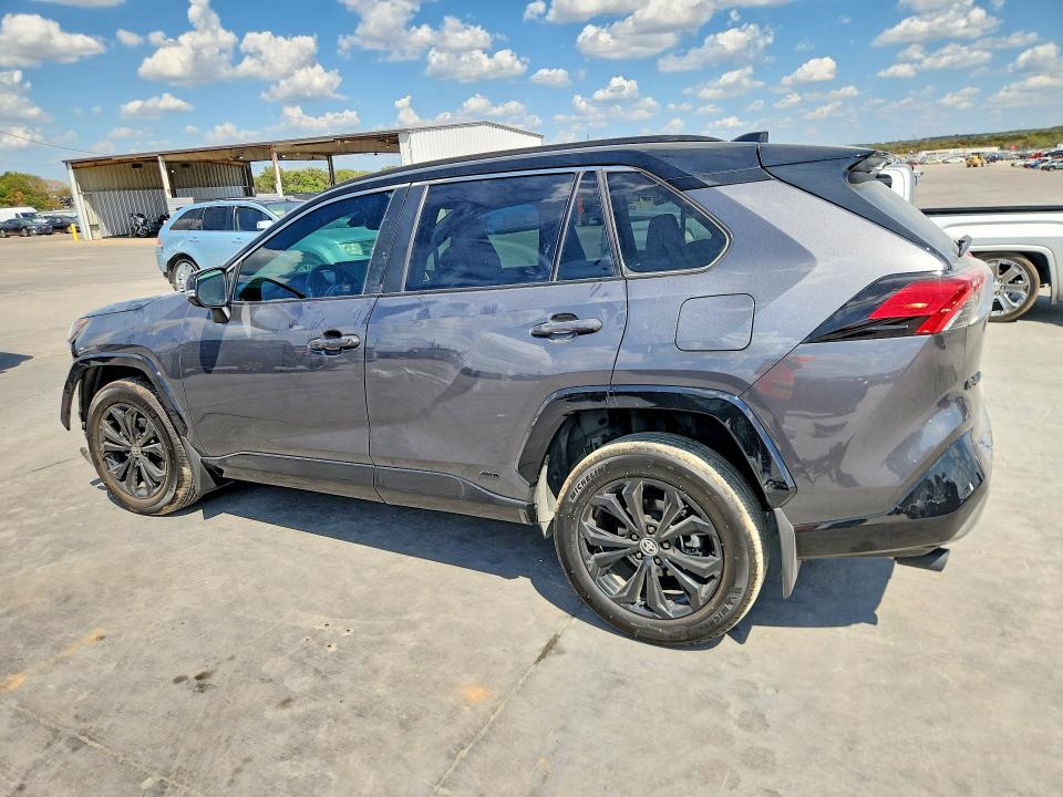Photo 2 from auction – 2024 TOYOTA RAV4 with VIN 4T3E6RFV0RU174235