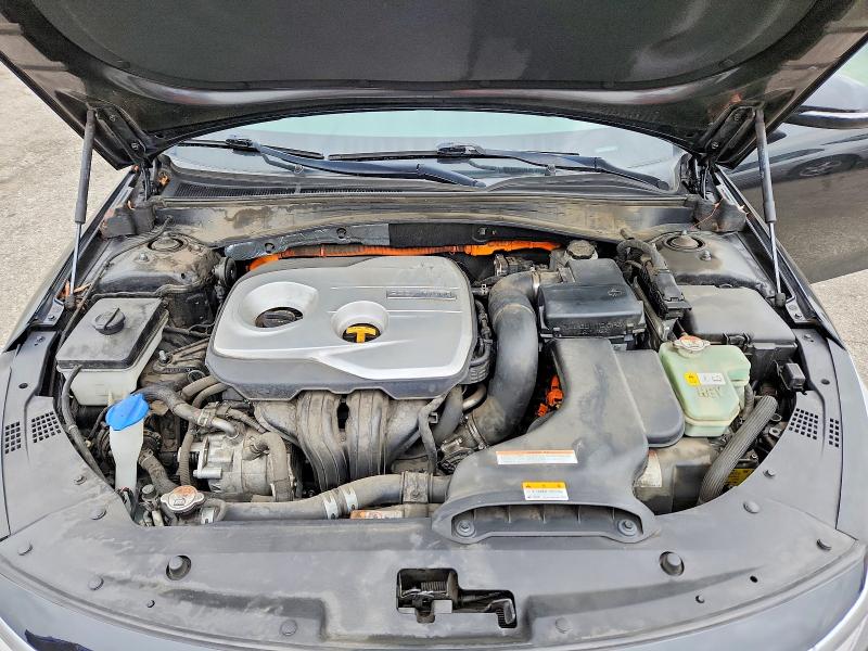 Photo 11 from auction – 2017 KIA OPTIMA with VIN KNAGT4LE5H5012855