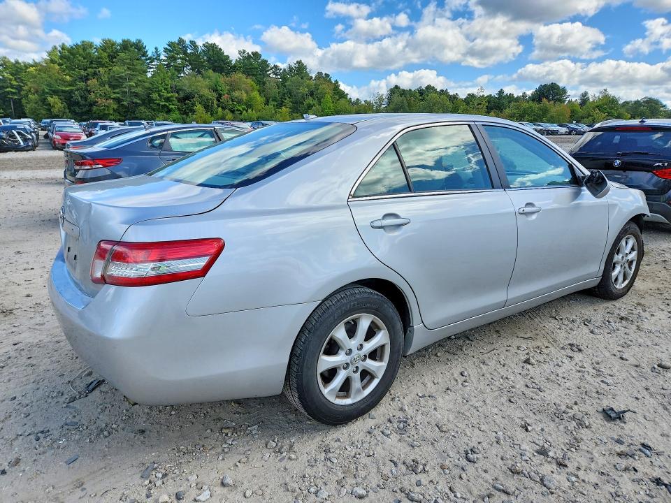 Photo 3 from auction – 2010 TOYOTA CAMRY with VIN 4T4BF3EK4AR023246