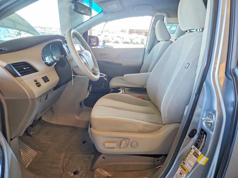 Photo 7 from auction – 2014 TOYOTA SIENNA with VIN 5TDKK3DC1ES480255