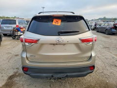 Photo 6 from auction – 2015 TOYOTA HIGHLANDER with VIN 5TDJKRFH4FS131860