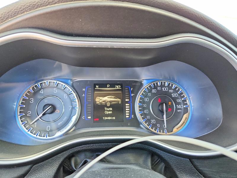 Zdjęcie 9 z aukcji – 2015 CHRYSLER 200 z VIN 1C3CCCAB3FN657400
