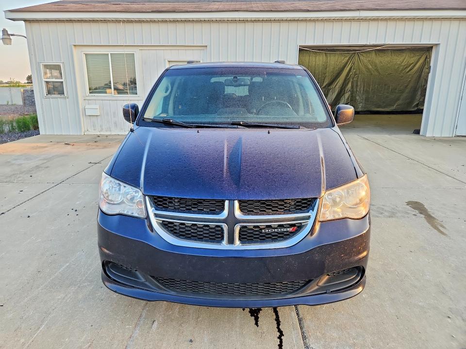 Photo 5 from auction – 2015 DODGE GRAND CARAVAN with VIN 2C4RDGCG0FR718692
