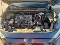 Photo 12 from auction – 2019 TOYOTA RAV4 with VIN JTMEWRFV3KD521463