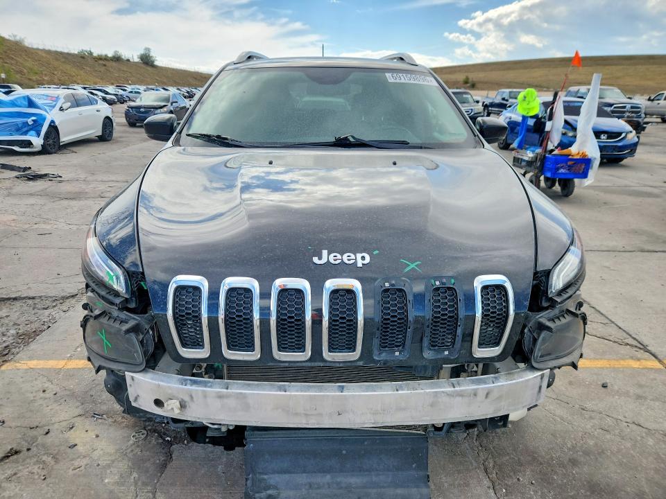 Photo 5 from auction – 2017 JEEP CHEROKEE with VIN 1C4PJMDS6HW576876