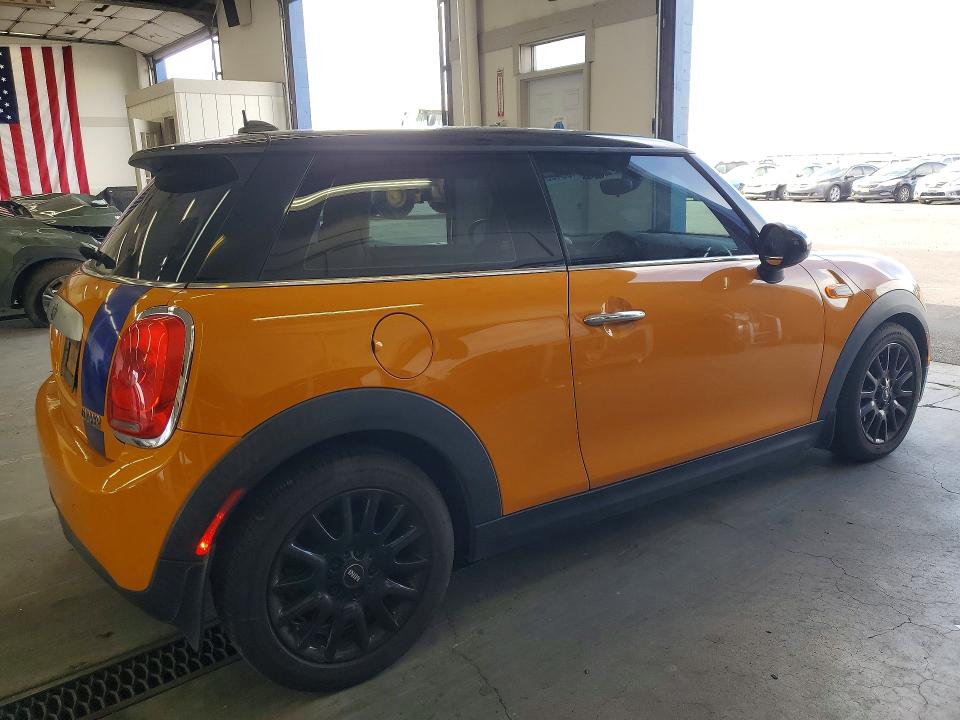 Zdjęcie 3 z aukcji – 2015 MINI COOPER z VIN WMWXM5C50F3A97456