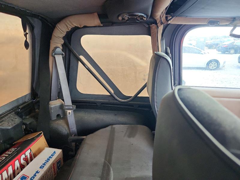 Photo 10 from auction – 2000 JEEP WRANGLER with VIN 1J4FA59S8YP728946