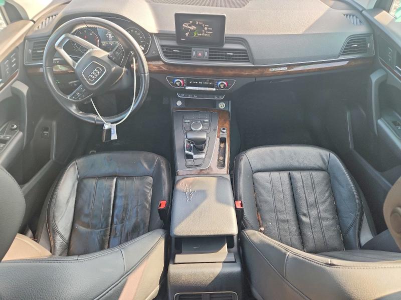 Zdjęcie 8 z aukcji – 2018 AUDI Q5 z VIN WA1ANAFY7J2054808