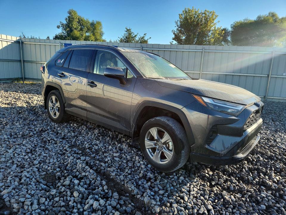 Photo 4 from auction – 2025 TOYOTA RAV4 with VIN 2T3W1RFV1SC305604