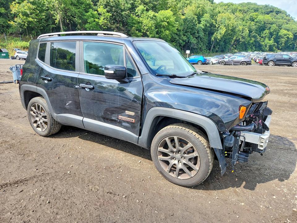 Photo 4 from auction – 2016 JEEP RENEGADE with VIN ZACCJBBT1GPC95451