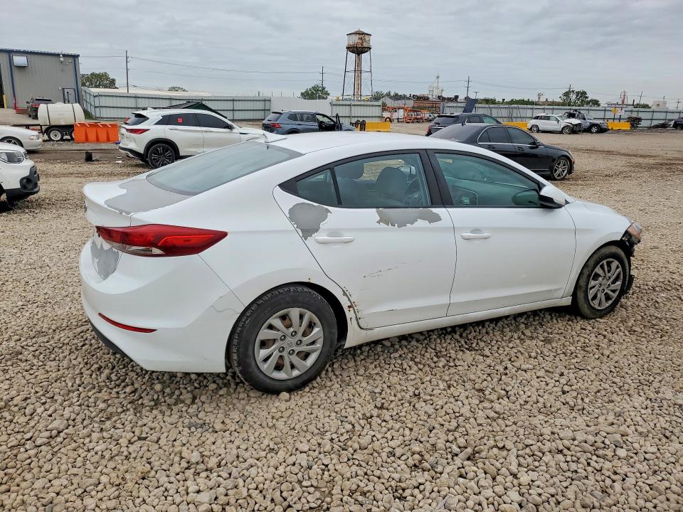 Снимка 3 от търг – 2017 HYUNDAI ELANTRA с VIN 5NPD74LF6HH173668