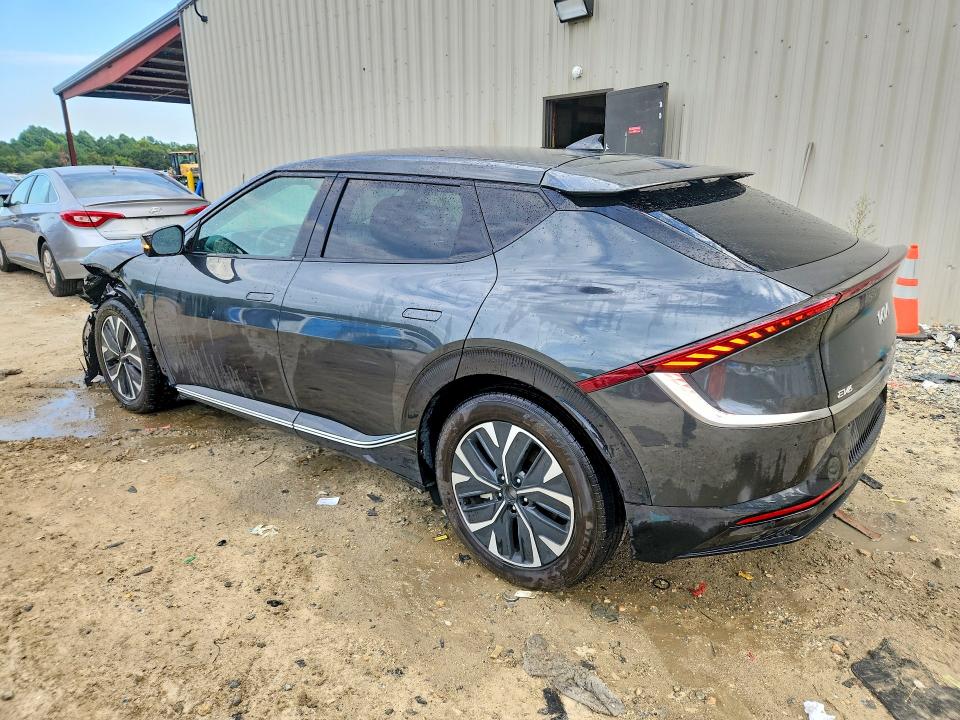 Foto 2 de la subasta – 2024 KIA EV6 con VIN KNDC34LA0R5202109