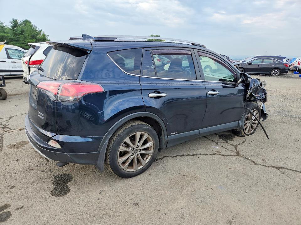 Снимка 3 от търг – 2017 TOYOTA RAV4 HV с VIN JTMDJREV5HD146499