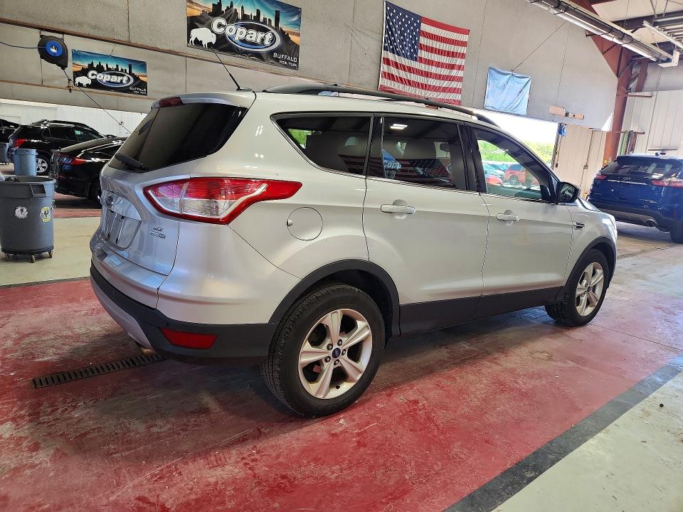 صورة رقم 3 من المزاد - 2015 FORD ESCAPE مع VIN 1FMCU9GX1FUA13975