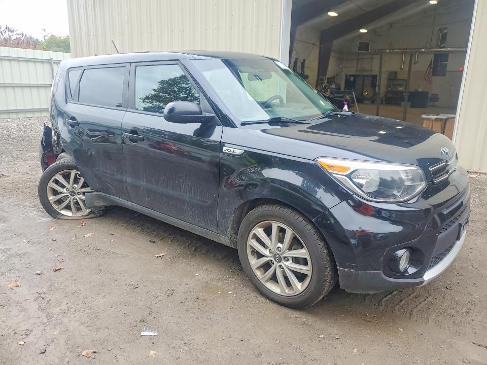 Photo 4 from auction – 2017 KIA SOUL with VIN KNDJP3A54H7455593