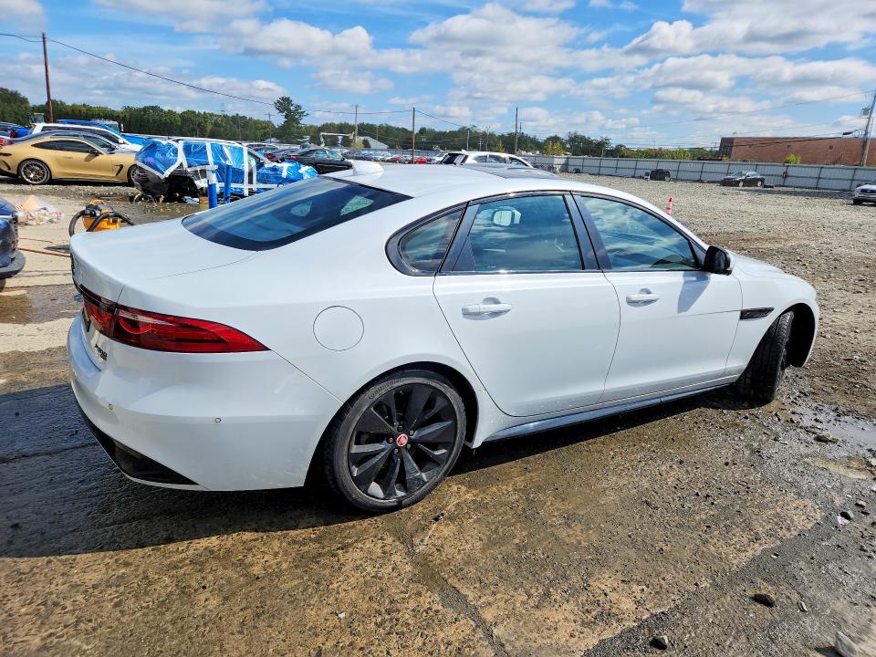 Снимка 3 от търг – 2021 JAGUAR XF с VIN SAJBL4GX5MCY88423