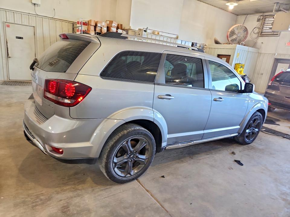 Фото 3 с аукциона – 2018 DODGE JOURNEY с VIN 3C4PDCGG0JT516046
