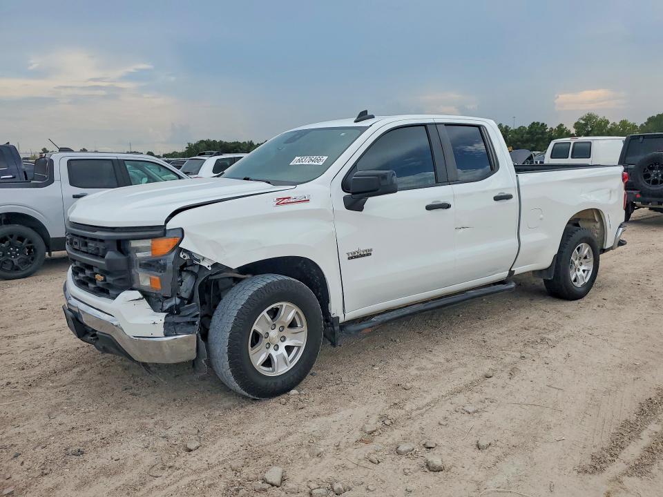 CHEVROLET SILVERADO 2023 with VIN 1GCRDAED8PZ218206 - Photo from auction