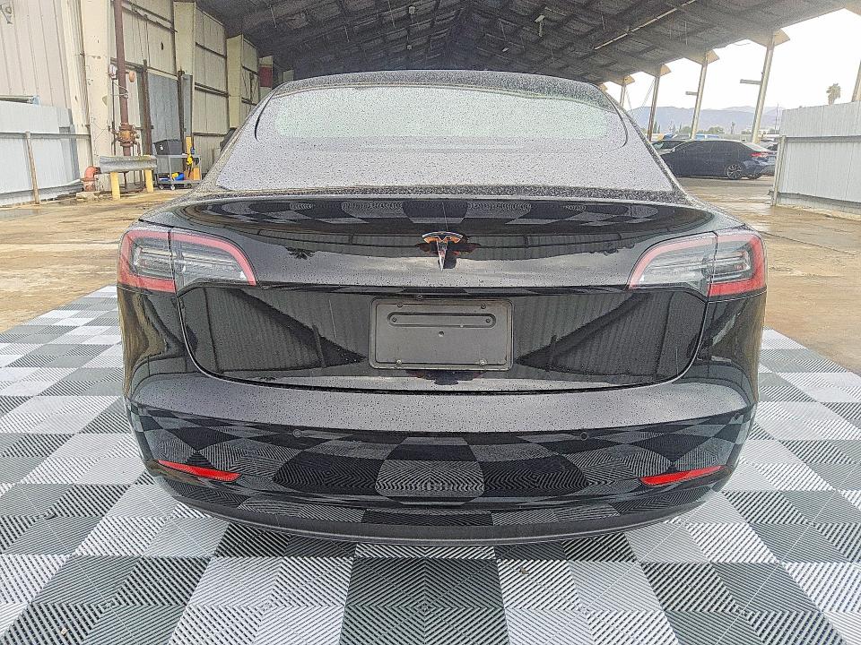 Photo 6 from auction – 2022 TESLA MODEL 3 with VIN 5YJ3E1EA7NF190491