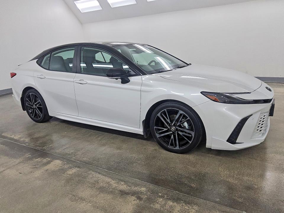Photo 4 from auction – 2025 TOYOTA CAMRY with VIN 4T1DAACK1SU110371