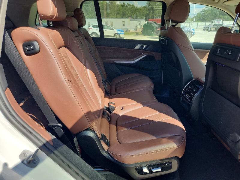 Фото 11 с аукциона – 2021 BMW X7 с VIN 5UXCW2C0XM9E83776