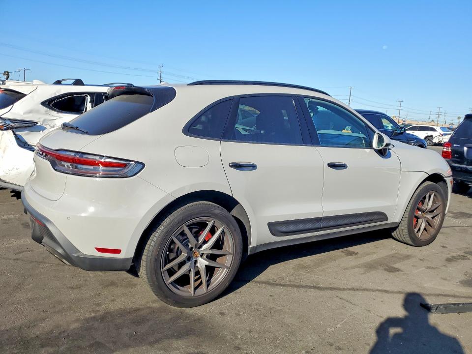 صورة رقم 3 من المزاد - 2022 PORSCHE MACAN مع VIN WP1AA2A51NLB08784