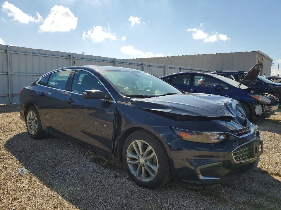 Photo 4 from auction – 2016 CHEVROLET MALIBU with VIN 1G1ZE5ST1GF299477
