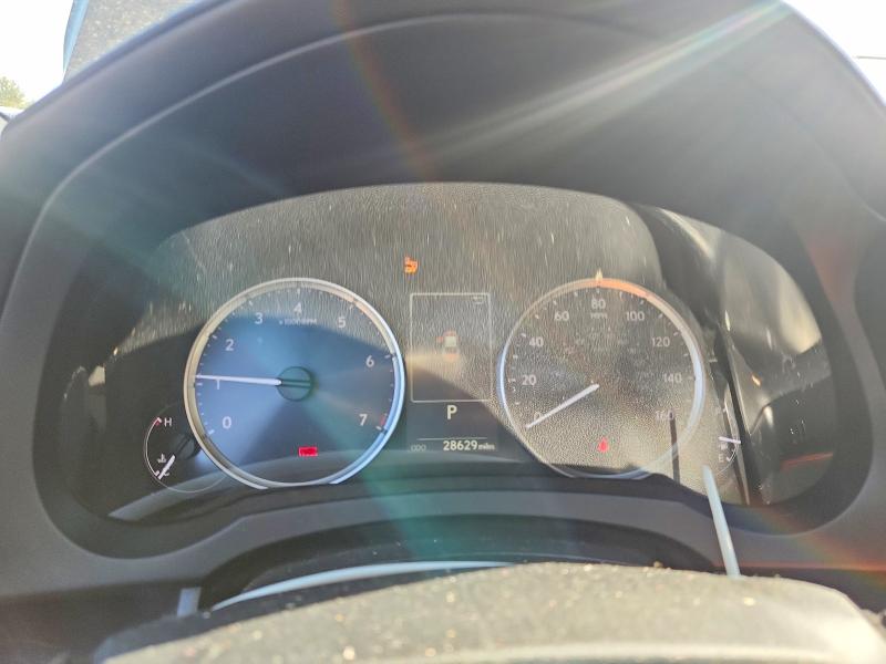 Снимка 9 от търг – 2023 LEXUS IS с VIN JTHD81F21P5051673