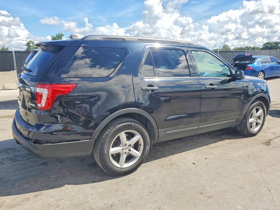 Photo 3 from auction – 2018 FORD EXPLORER with VIN 1FM5K7BH2JGB27199