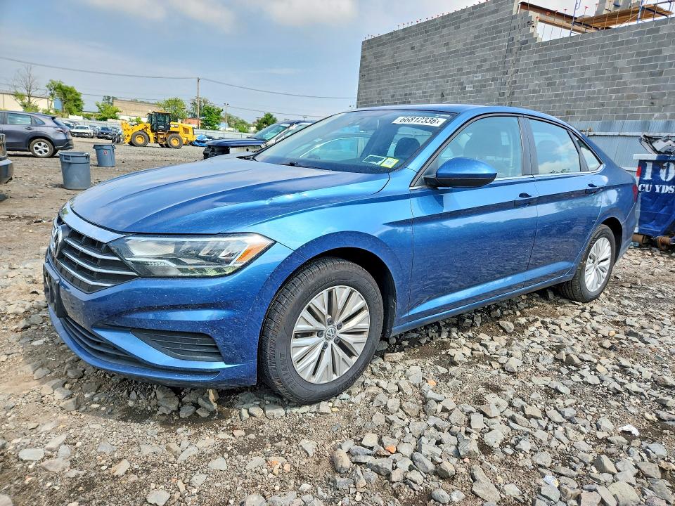Photo 1 from auction – 2020 VOLKSWAGEN JETTA with VIN 3VWCB7BU6LM031106