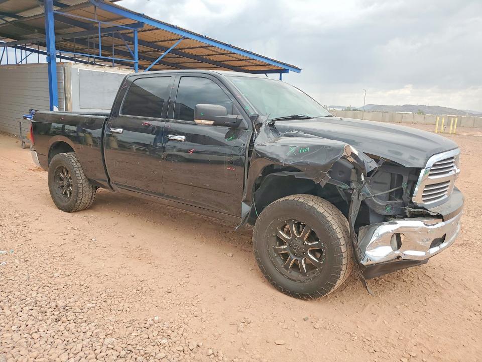 Zdjęcie 4 z aukcji – 2018 RAM 1500 z VIN 1C6RR7TT4JS127729