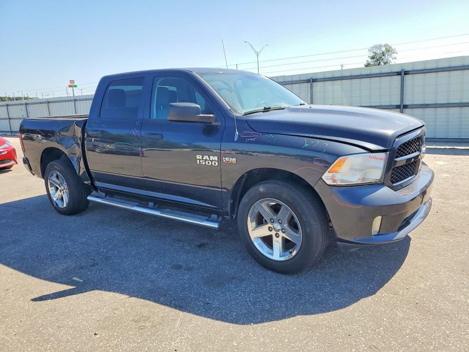 Снимка 4 от търг – 2013 RAM 1500 с VIN 1C6RR7KT8DS617953