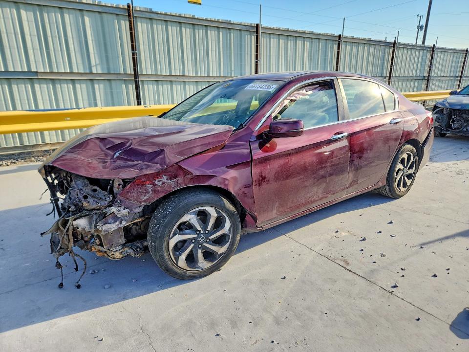 HONDA ACCORD 2016 with VIN 1HGCR2F7XGA081484 - Photo from auction