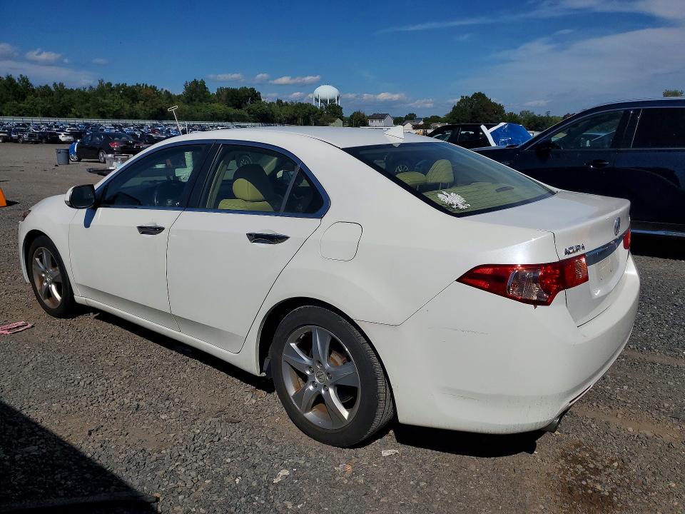 Photo 2 from auction – 2013 ACURA TSX with VIN JH4CU2F43DC011486