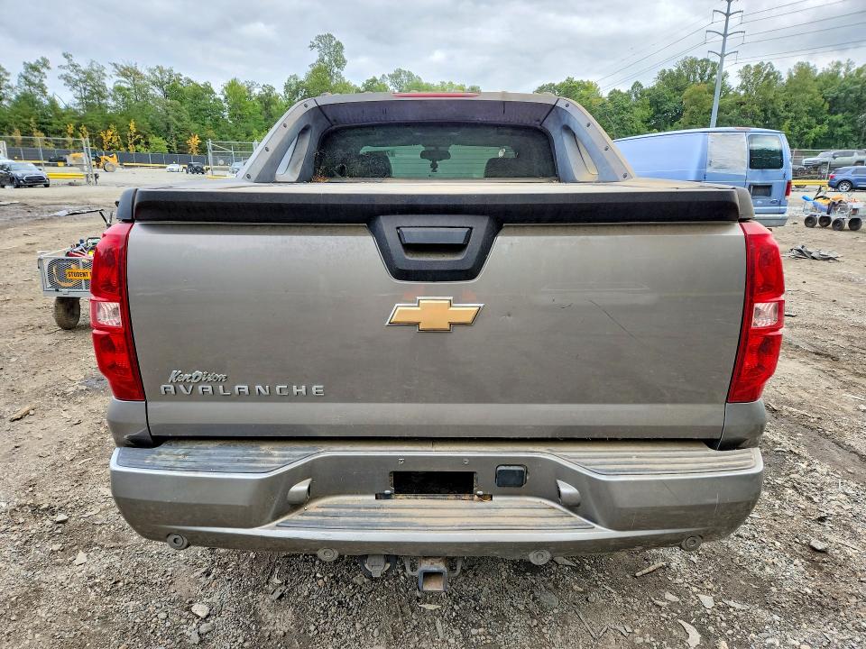 Photo 6 from auction – 2007 CHEVROLET AVALANCHE with VIN 3GNFK12367G121372