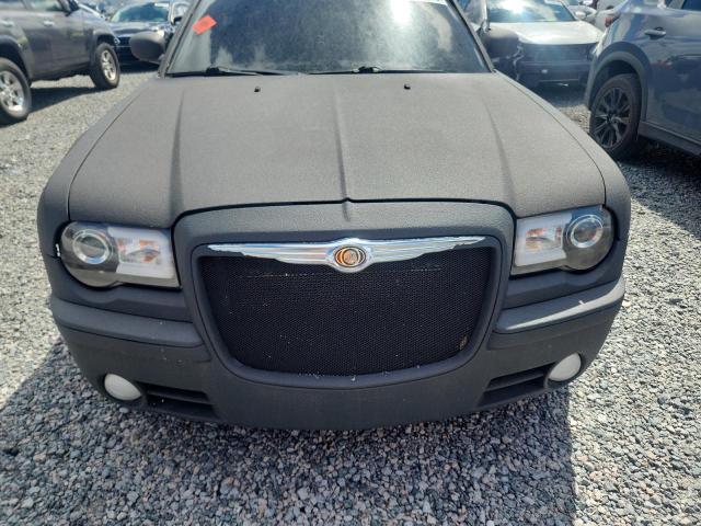 Photo 11 from auction – 2005 CHRYSLER 300C with VIN 2C3AA63H55H150263