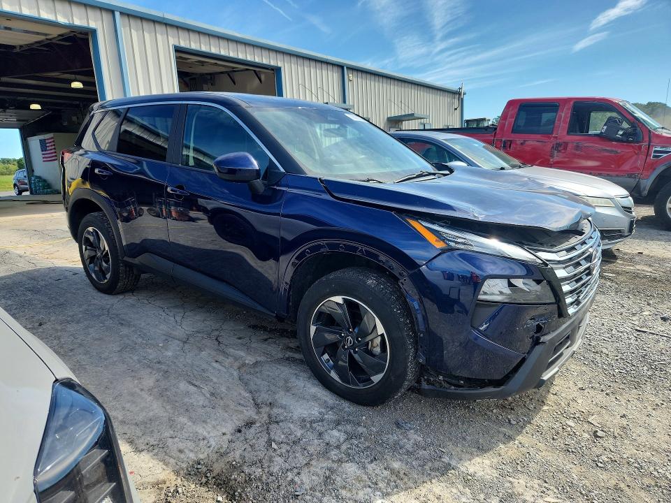 Photo 4 from auction – 2025 NISSAN ROGUE with VIN 5N1BT3BB1SC804949