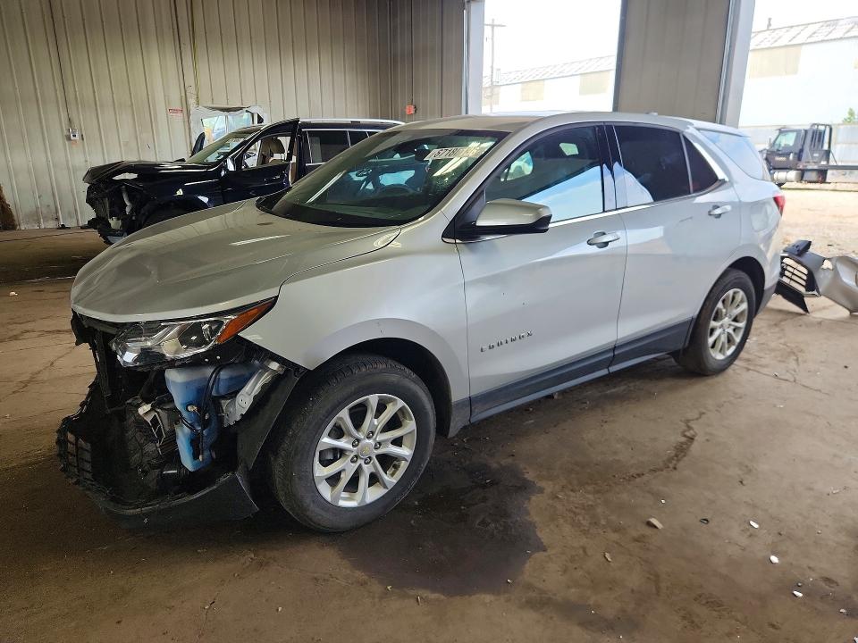 CHEVROLET EQUINOX 2019 с VIN 2GNAXUEV8K6200136 - Снимка от търг