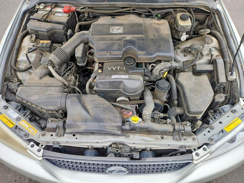Foto 11 de la subasta – 2005 LEXUS IS 300 con VIN JTHBD192950098040