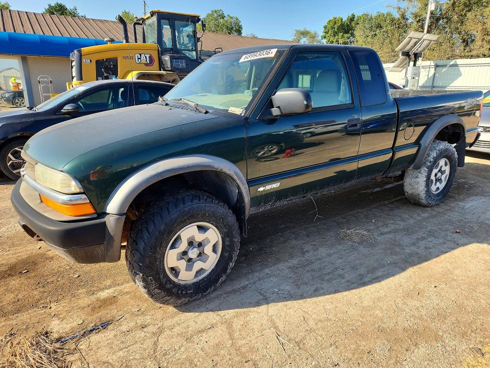 2003 CHEVROLET S TRUCK - Търг №68993036