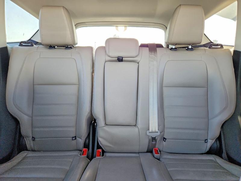 Photo 10 from auction – 2018 FORD ESCAPE with VIN 1FMCU0J92JUC48898