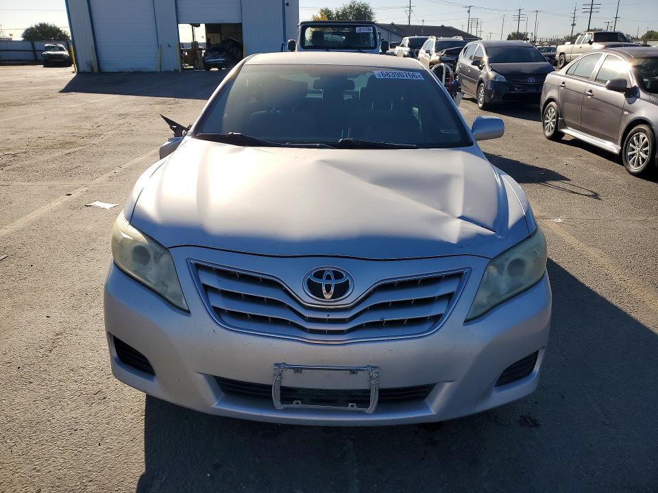 Photo 5 from auction – 2010 TOYOTA CAMRY with VIN 4T1BF3EK3AU061481