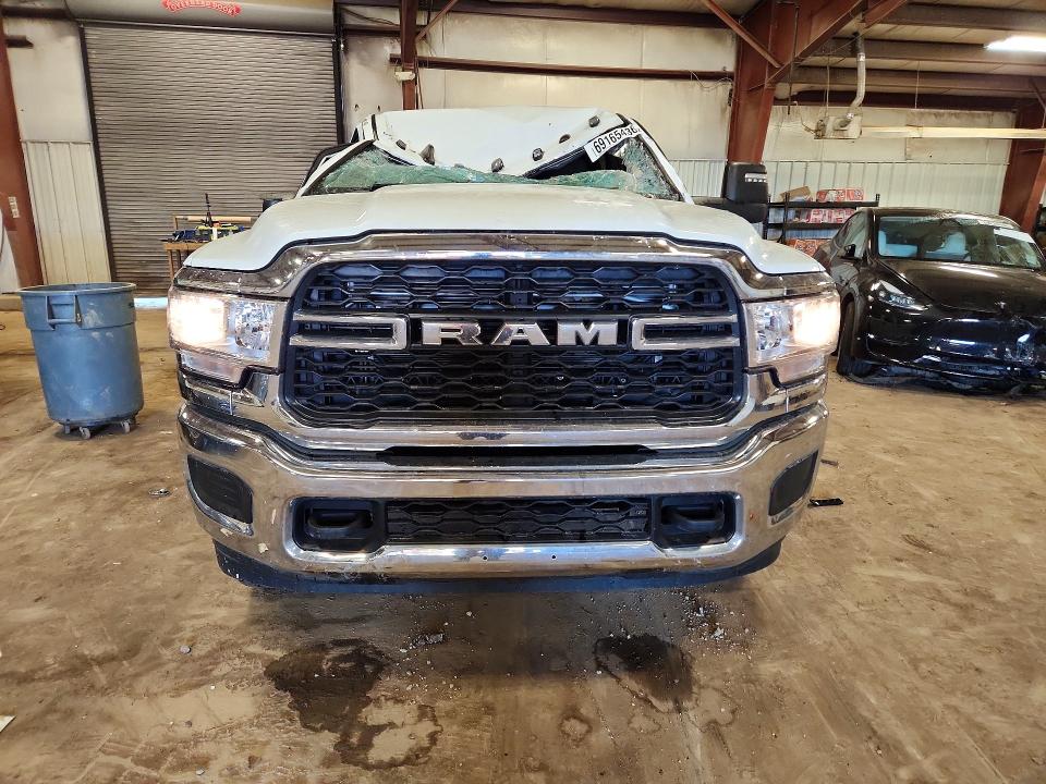 Снимка 5 от търг – 2024 RAM 2500 с VIN 3C6UR5CJ3RG235422