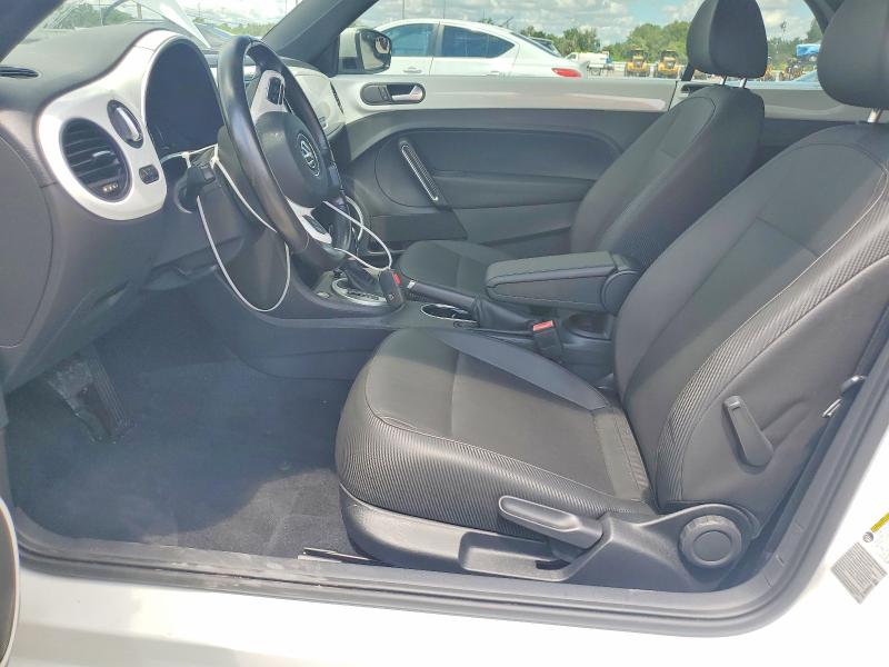 Photo 7 from auction – 2016 VOLKSWAGEN BEETLE with VIN 3VW517AT5GM809373